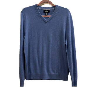 Lands End Cashmere men’s blue sweater, size  medium.